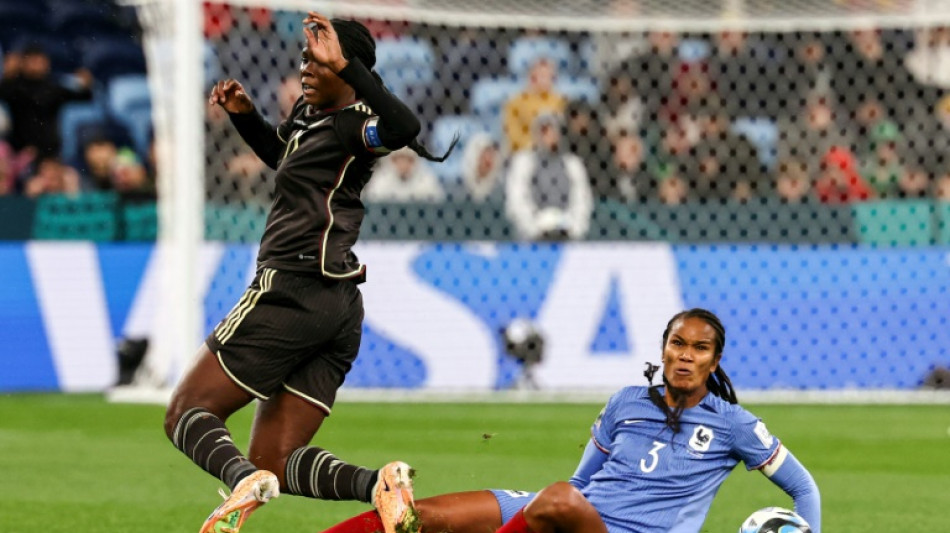 Mondial f&eacute;minin: douleur au mollet pour la Fran&ccedil;aise Wendie Renard