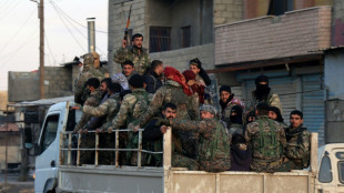 Las fuerzas kurdas persiguen a yihadistas tras el ataque a una prisión en Siria