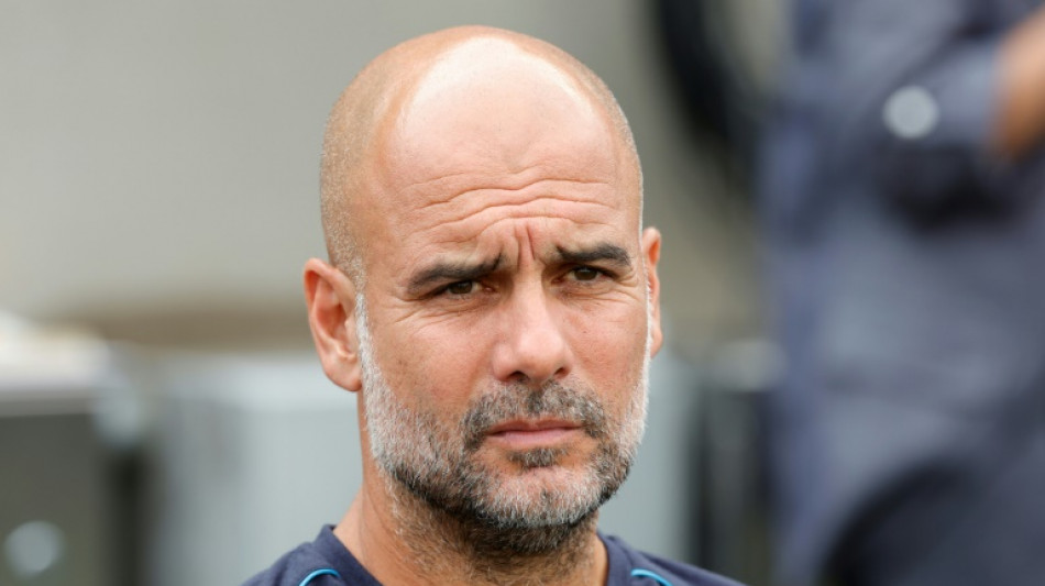 Guardiola fala em tom de despedida sobre Juli&aacute;n &Aacute;lvarez, a caminho do Atl&eacute;tico de Madrid