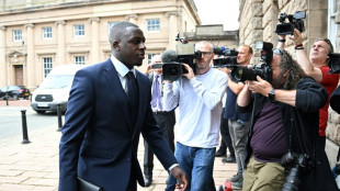 En su juicio por violaci&oacute;n, Mendy admite haber tenido "sexo con muchas mujeres"