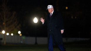 Trump plaude all'inflazione Usa, Powell tagli i tassi