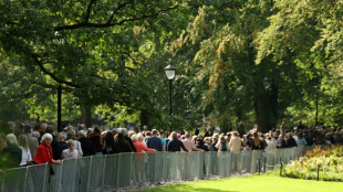 Norwegens neuer K&ouml;nig Haakon VIII. legt Eid ab- Tausende nehmen Abschied von Harald V.