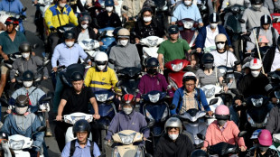Vietnam: les millions de scooters à essence d'Hanoï en sursis