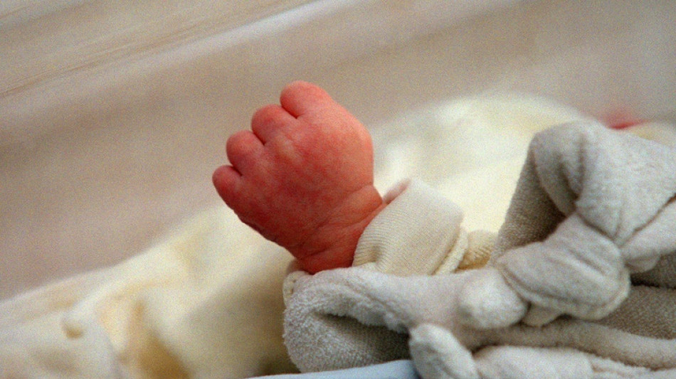 Accouchement à domicile: une controverse récurrente, des risques durs à évaluer