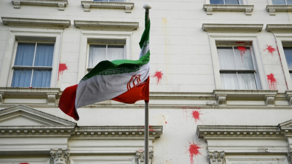 Siguen las protestas en Ir&aacute;n y aumenta la tensi&oacute;n con Occidente