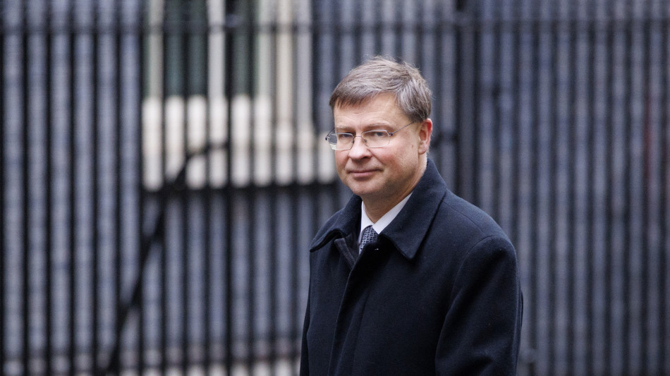 Dombrovskis alla Bbc, 'Ue aperta a discutere di unione doganale con Gb'