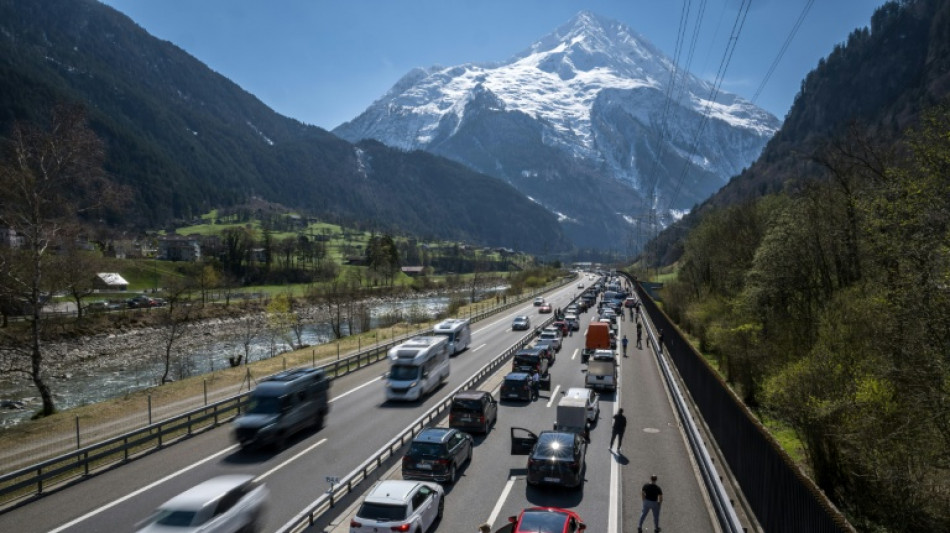 Spritpreise mit Auslaufen des Tankrabatts massiv gestiegen - ADAC kritisiert scharf