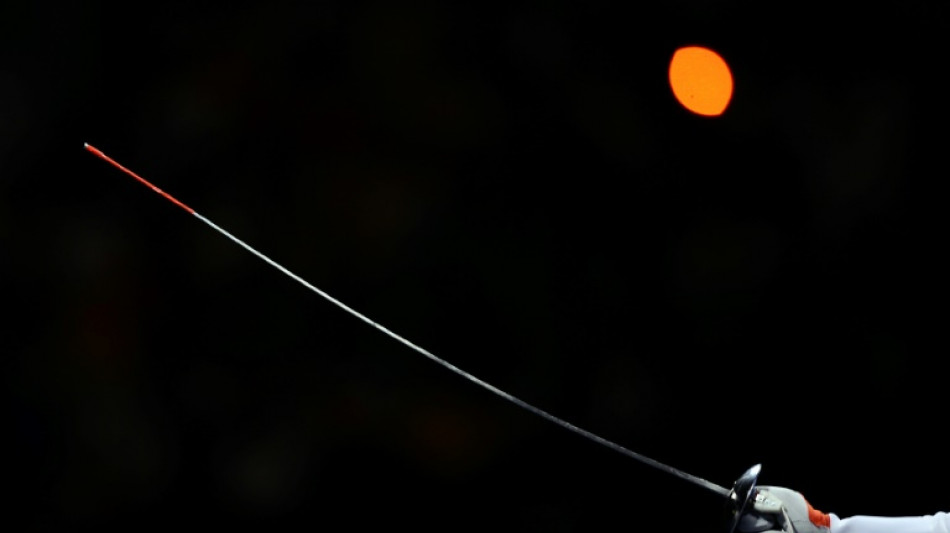 Una esgrimista descalificada en EEUU por negarse a combatir con una oponente transgénero