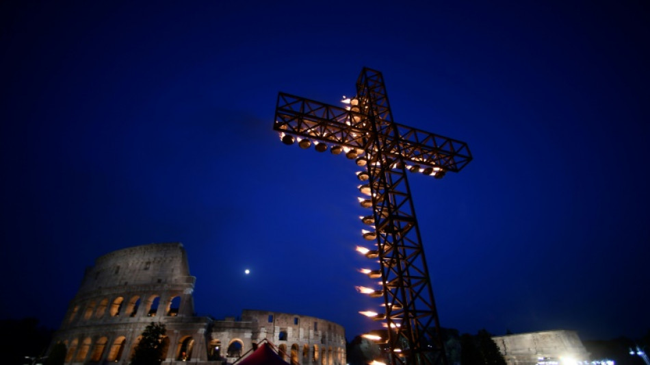 A Rome, le "Chemin de Croix" revient au Colis&eacute;e sur fond de guerre en Ukraine