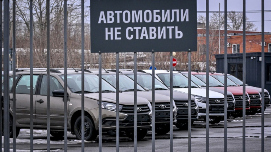 Face aux sanctions, la ville-usine de Lada au bord du gouffre