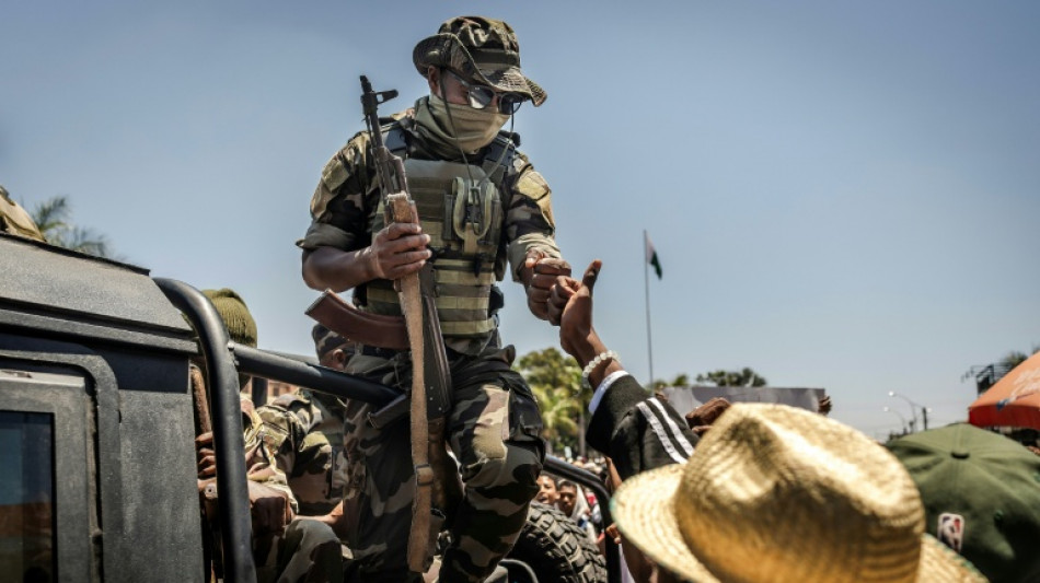 Madagascar: le président contesté écarte toute démission