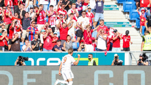 Kane hits another Bayern hat-trick as Hamburg get first win