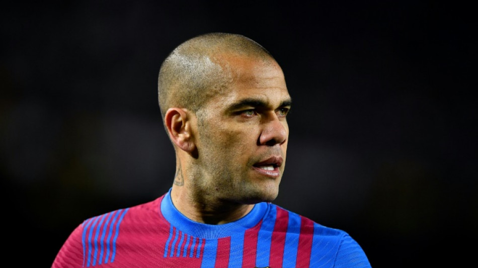 El futbolista brasile&ntilde;o Dani Alves, detenido en Barcelona por una presunta agresi&oacute;n sexual