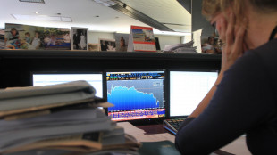 Sfiducia a Bayrou non preoccupa, scende rendimento bond francese